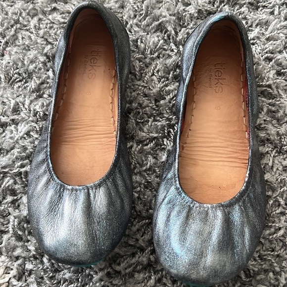 Tieks Custom Holographic Ballet Flats Shoes - Picture 4 of 17